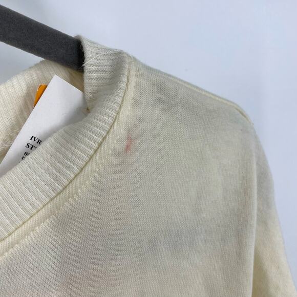 NEW Friends Graphic Sweatshirt Top L Womens Oversized FLAW - Picture 8 of 8